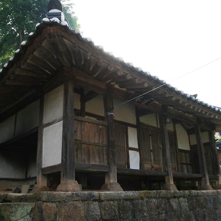 Jinrae Lee'S Traditional House Boseong Esterno foto