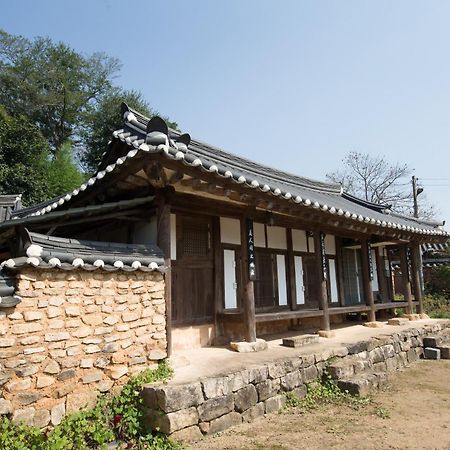 Jinrae Lee'S Traditional House Boseong Esterno foto