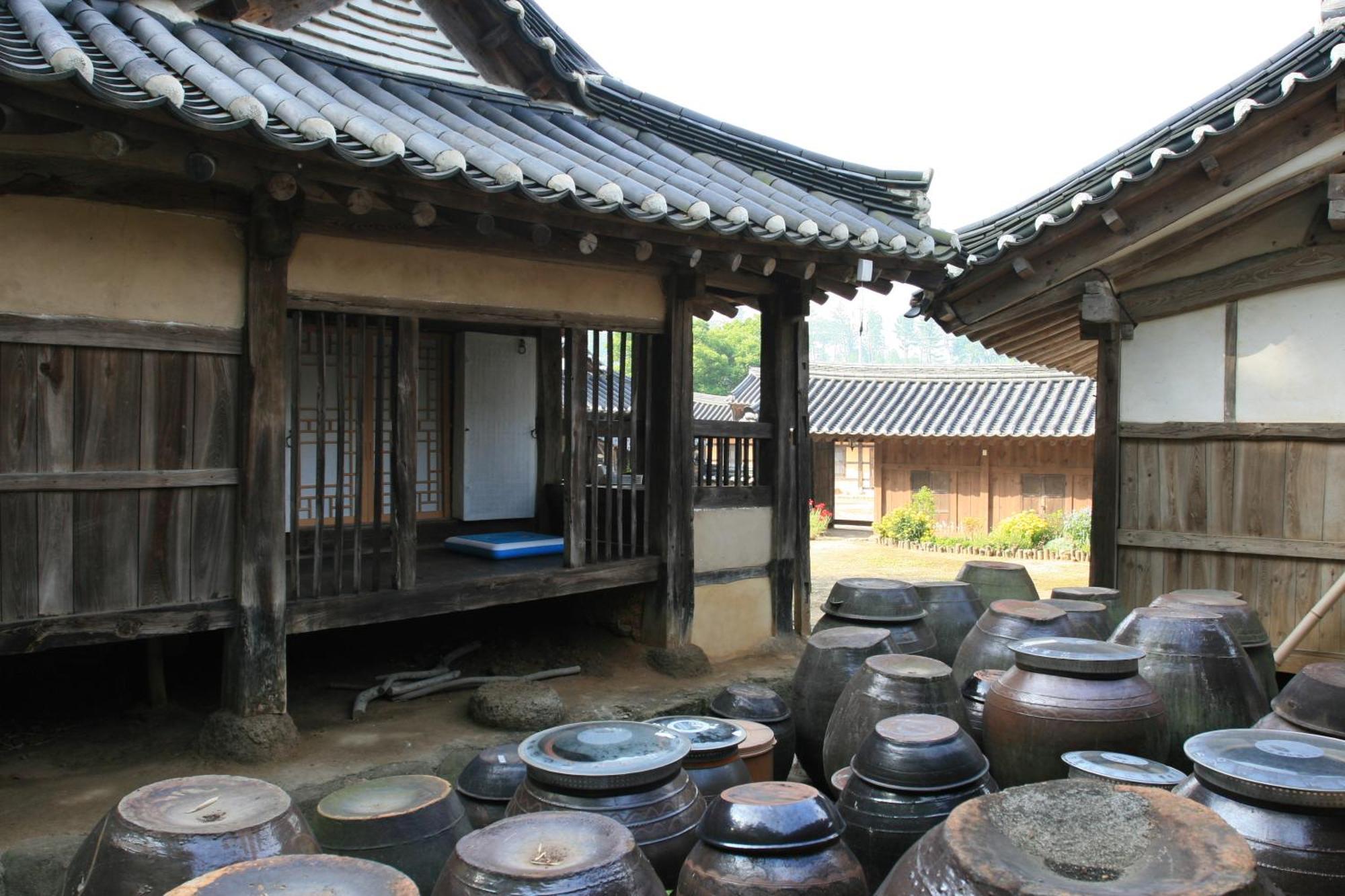 Jinrae Lee'S Traditional House Boseong Esterno foto