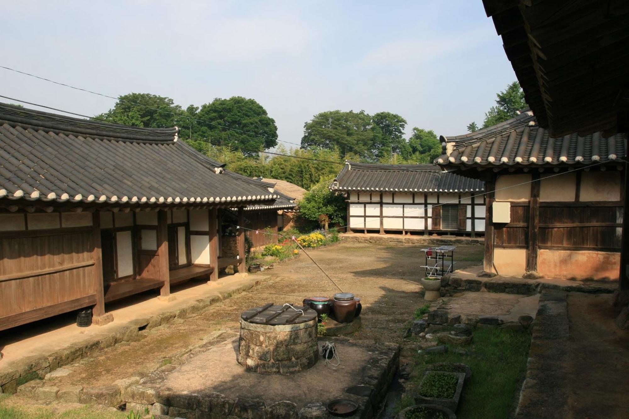 Jinrae Lee'S Traditional House Boseong Esterno foto