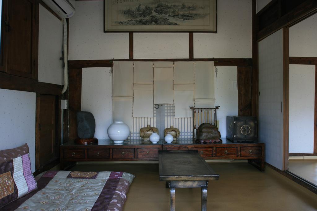 Jinrae Lee'S Traditional House Boseong Esterno foto