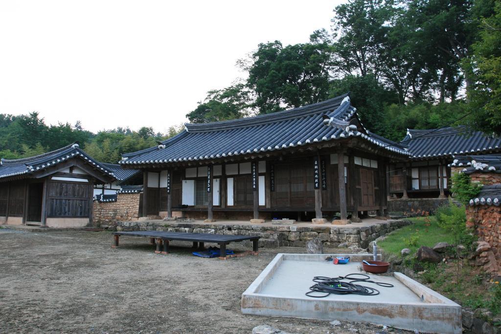 Jinrae Lee'S Traditional House Boseong Esterno foto