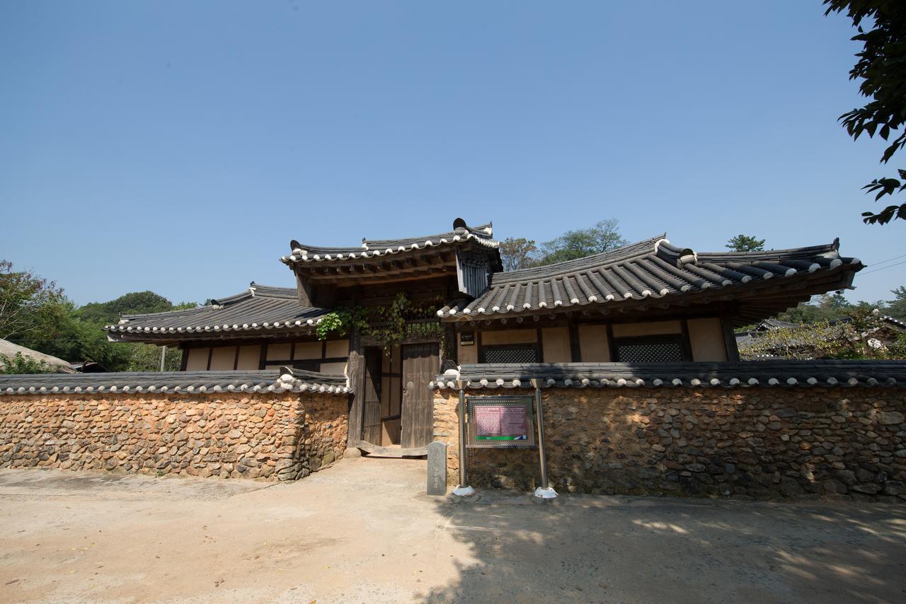 Jinrae Lee'S Traditional House Boseong Esterno foto