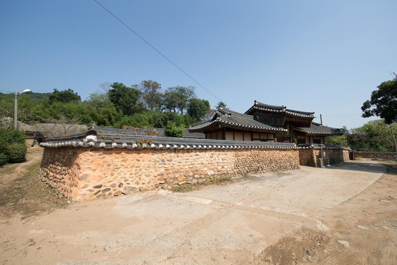 Jinrae Lee'S Traditional House Boseong Esterno foto