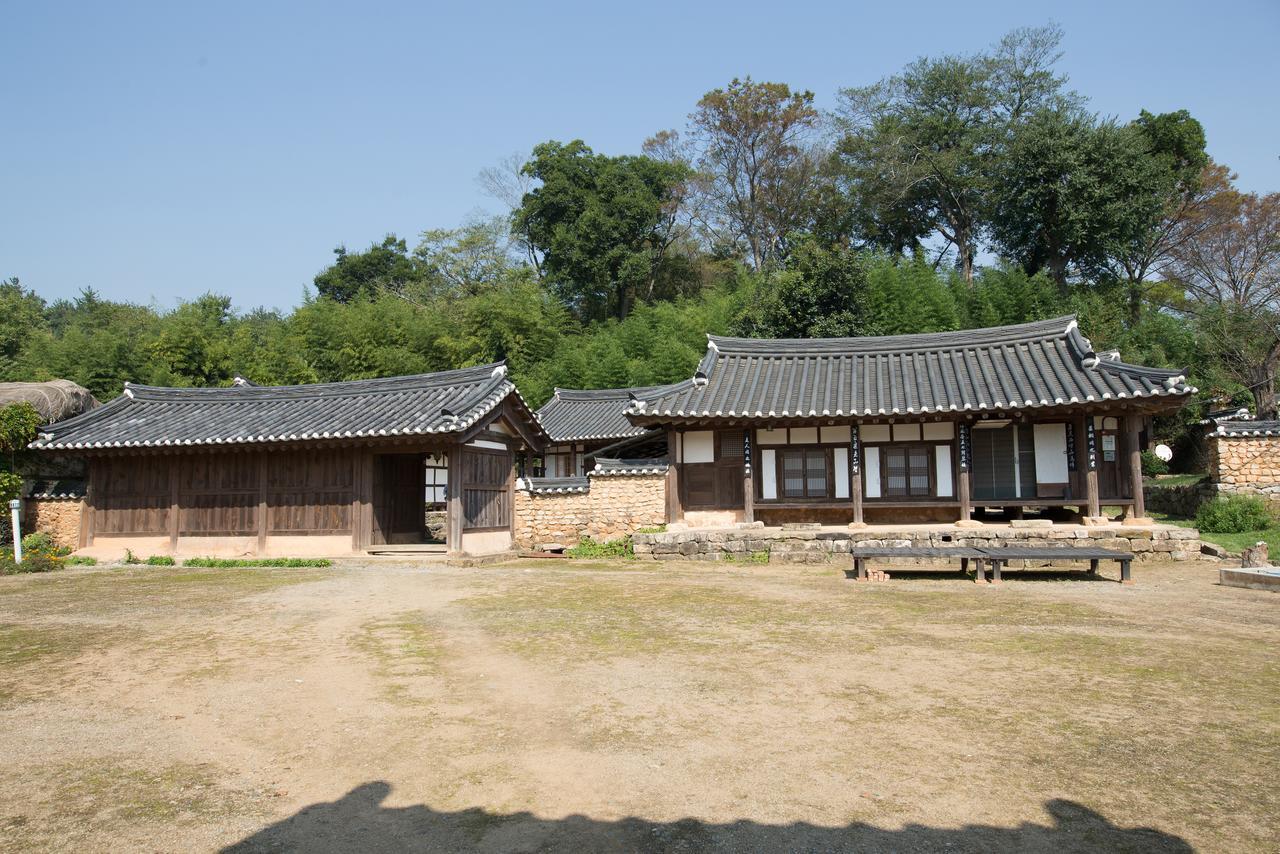 Jinrae Lee'S Traditional House Boseong Esterno foto